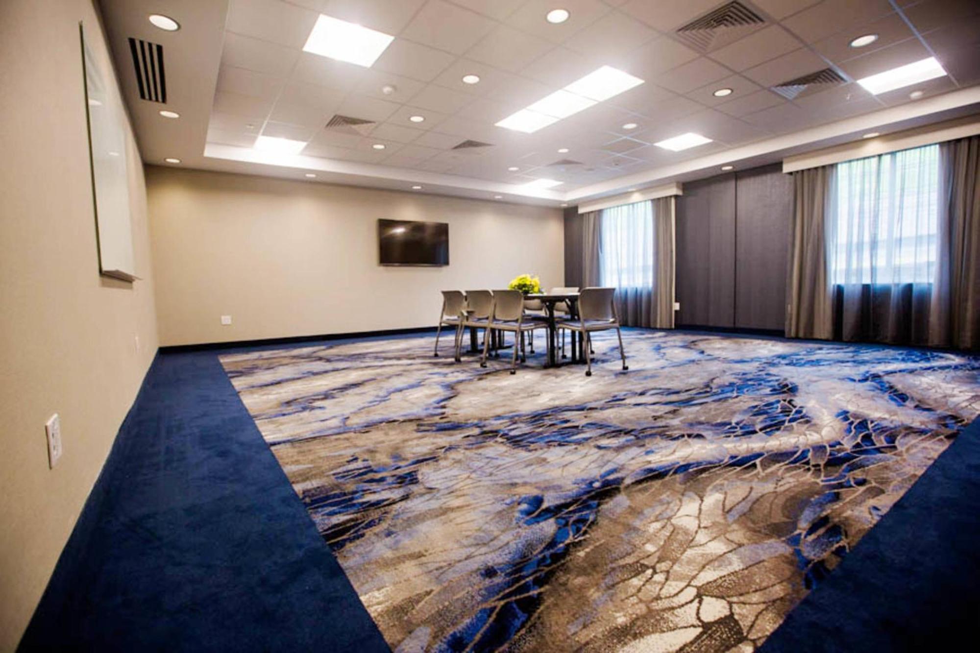 Fairfield Inn & Suites By Marriott Philadelphia Broomall/Newtown Square Exteriér fotografie